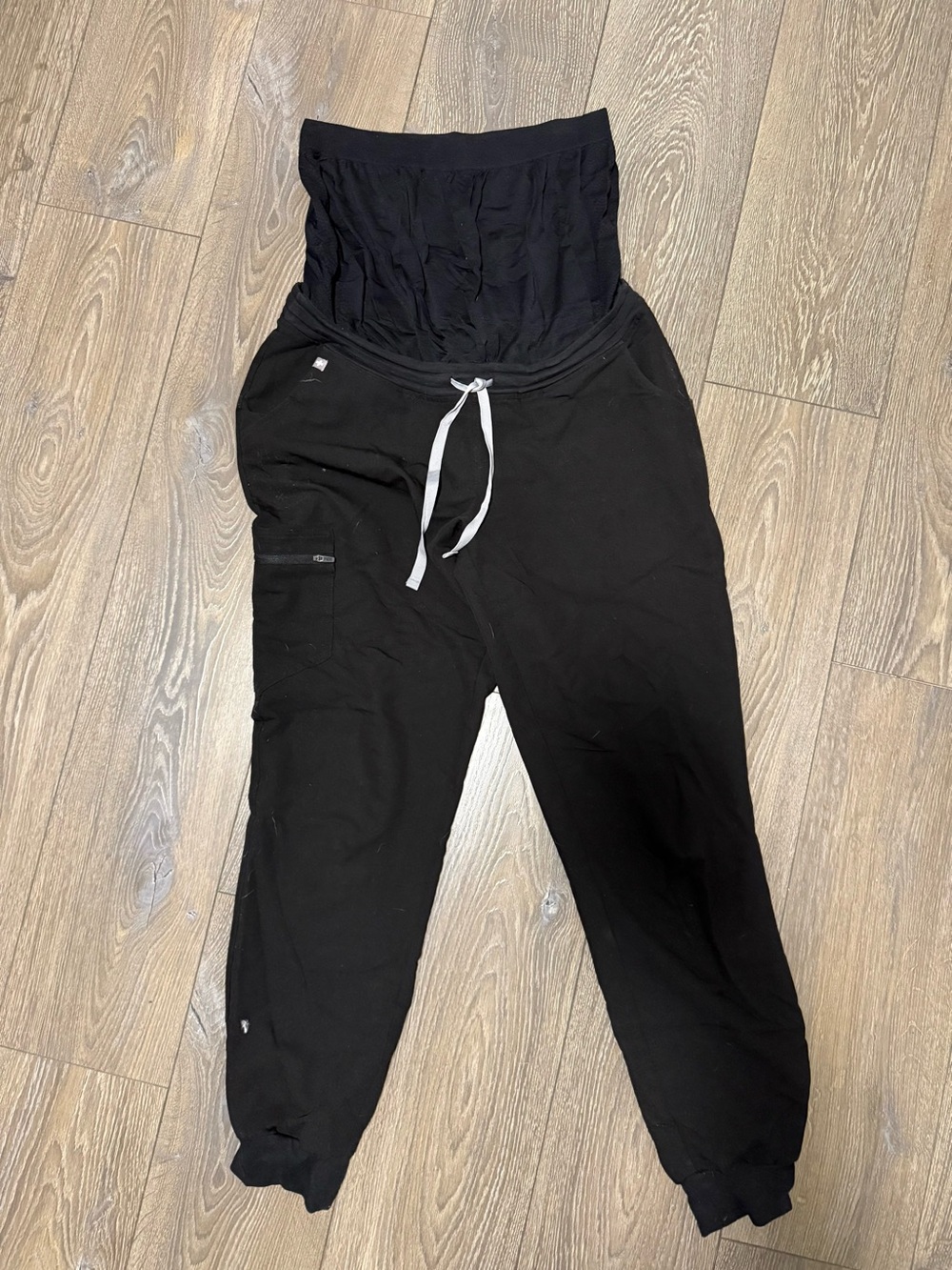 Black Figs Maternity Scrub Pants